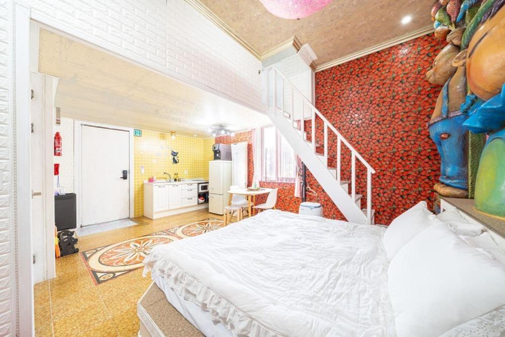 Lala Land Pet Friendly Pension Gyeongju Dış mekan fotoğraf